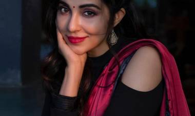 அன்பான ரசிகர்களே.. நண்பர்களே.. மற்றும் அன்புமிக்க பொது மக்களே...!