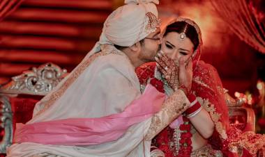 Actress Hansika Motwani married Mumbai-based tycoon Sohael Khaturiya on December 4, 2022,at 450-yr old Mundota Fort Palace in Jaipur. 