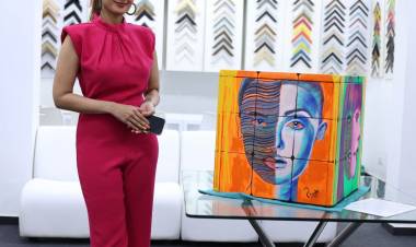 Filmmaker Mani Ratnam and Music Director A.R. Rahman visit Actress Shamlee’s solo art show “SHE” 