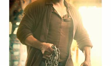 ”’டைகர்’ தனது வெறும் கைகளாலேயே மக்கள் படையை எதிர்கொள்வான்” : சல்மான்கான்