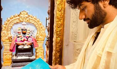 இயக்குநர் பிரசாந்த் வர்மா, ராமர் கோவில்  திறப்பு விழாவினை முன்னிட்டு இந்த அற்புத சந்தர்ப்பத்தில், PVCU யுனிவர்ஸிலிருந்து மற்றொரு காவிய, சாகசத்திரைப்படமான, “ஜெய் ஹனுமான்” படத்தின் முன் தயாரிப்பு பணிகளை துவங்கியுள்ளார் !!