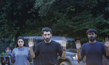 மில்லியன் ஸ்டுடியோ புரொடக்‌ஷன்ஸ், எம்.எஸ். மன்சூர் வழங்கும் குகன் சென்னியப்பன் இயக்கத்தில், நடிகர்கள் சத்யராஜ் & வசந்த் ரவி நடித்துள்ள ’வெப்பன்’ திரைப்படம் மே மாதம் வெளியாகிறது!