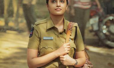 நானியின் “சூர்யா’ஸ் சாட்டர்டே” படத்திலிருந்து,  பிரியங்கா மோகனின் ஃபர்ஸ்ட் லுக் வெளியாகியுள்ளது !!