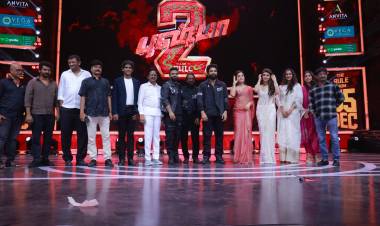 ”என்னைப் பிறப்பித்து வளர்த்த தமிழ் மண்ணுக்கு எனது பணிவான மரியாதையும் அன்பும்” - சென்னையில் நடந்த 'புஷ்பா2' படத்தின் ப்ரீ-ரிலீஸ் நிகழ்வின் போது எமோஷனலாகப் பேசிய பான் இந்தியன் ஐகான் ஸ்டார் அல்லு அர்ஜுன்!