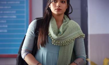 நேஷனல் க்ரஷ் ராஷ்மிகா மந்தனாவின் "தி கேர்ள்பிரண்ட்" படத்தின் டீஸரை ஹீரோ விஜய் தேவரகொண்டா வெளியிட்டார்