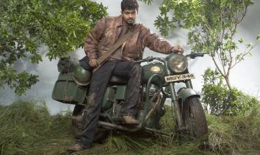 20 - ஆண்டுகளுக்குப் பிறகு வெளியாகி  ரசிகர்கள் கொண்டாட்டத்தில் 'சச்சின்'!