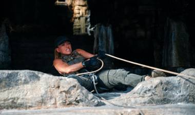 “உற்சாகத்துடன் நகரும் ஒரு சர்வைவல் த்ரில்லர்”:  ‘ஜுராசிக் வேர்ல்டு: ரீபர்த்தை’ மீண்டும் உயிர்ப்பிப்பது குறித்து  ஸ்கார்லெட் ஜோஹன்சன் மனம் திறக்கிறார்