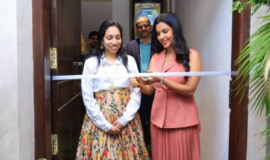 டெர்மிபியூரில் புதிய தலைமுறை லேசர் தொழில்நுட்பங்களை திறந்து வைத்தார் நடிகை பிரியா ஆனந்த்