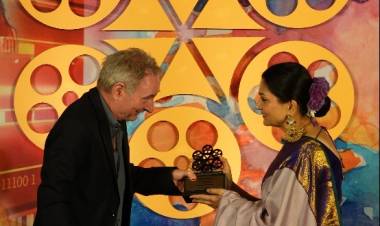 மும்பையில் நடைபெற்ற IIFTC சுற்றுலா விருதுகளில் நடிகை குஷ்பு சுந்தருக்கு கௌரவம்; 'GOAT' மற்றும் 'இந்தியன் 2' படங்களுக்கு விருதுகள்!