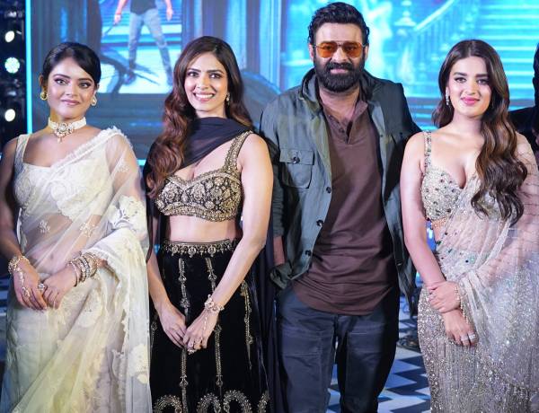 ‘தி ராஜா சாப்’ – பிரம்மாண்ட முன்னோட்ட விழா !!