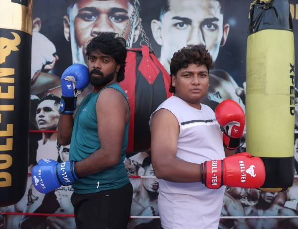 ANBE DIANA CAST AND CREW & STILLS