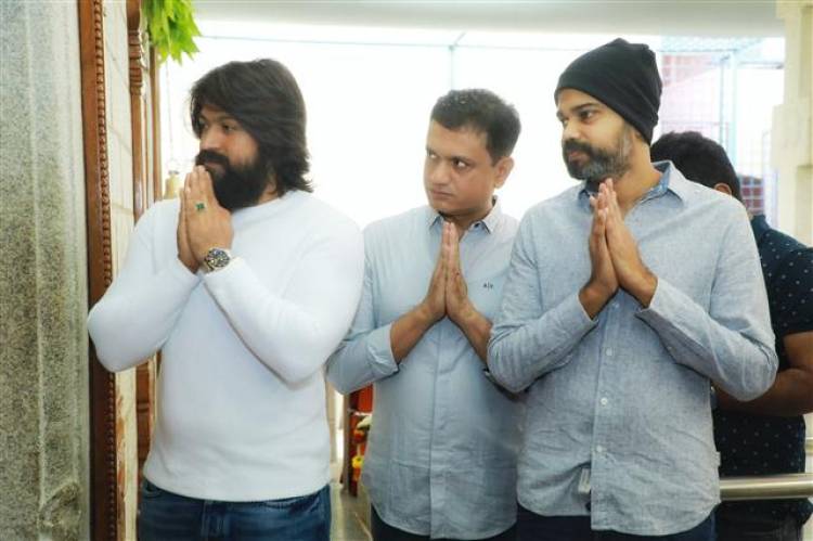 "KGF Chapter 2" Movie Pooja Stills