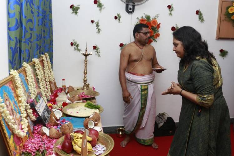 ஹேமம்பர்ஜஸ்தி இயக்கத்தில் யதார்த்தமான காதல் கதை