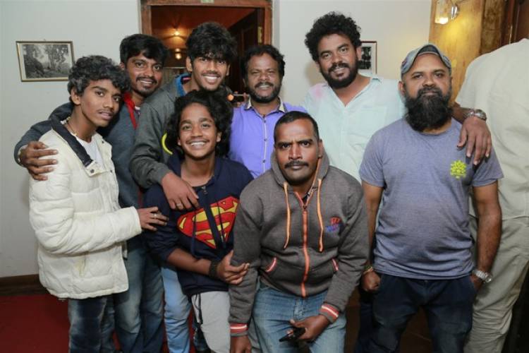கார்பரேட் நிறுவனங்களை தோலுரிக்க வரும் படம் “படைப்பாளன்“