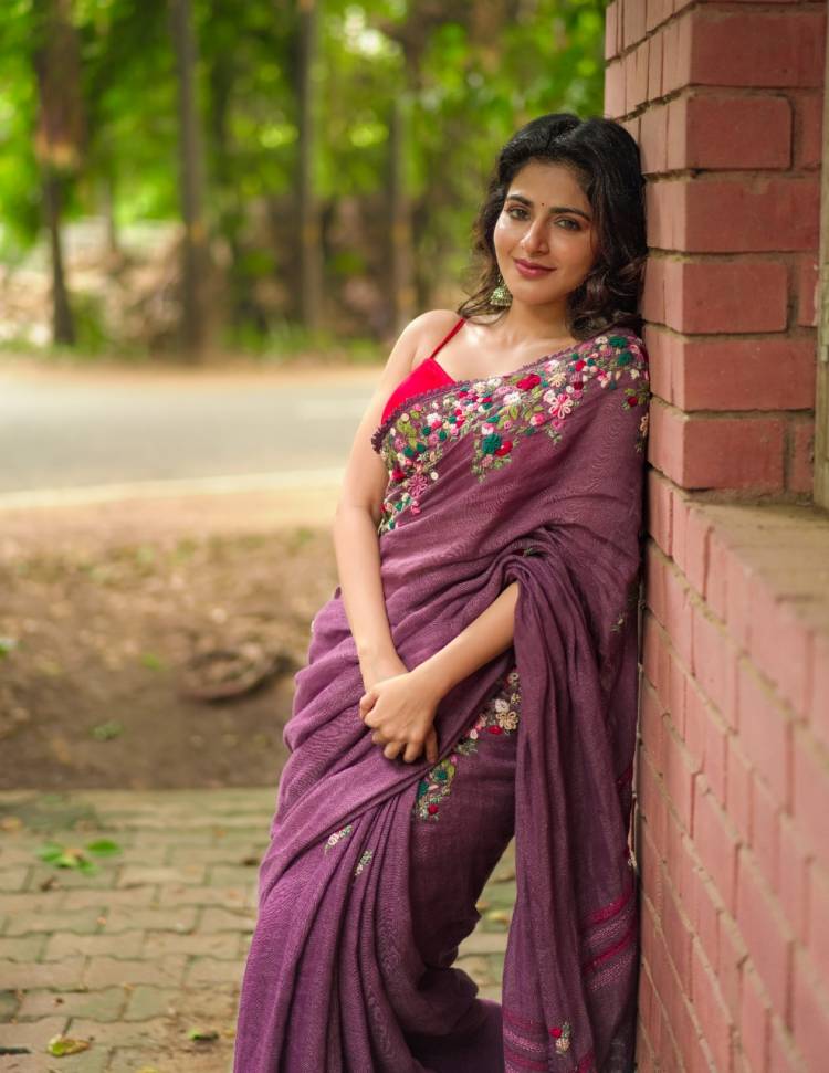 Actress IswaryaMenon looks bewitchingly beautiful in these pictures from her latest photoshoot!