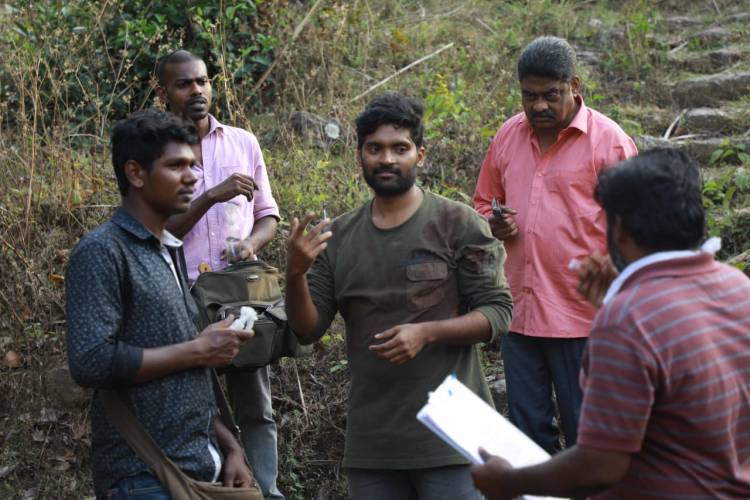 Here Are Few Stills Of Actor @Vetri_Sudley From The Sets Of #memories