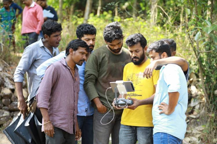 Here Are Few Stills Of Actor @Vetri_Sudley From The Sets Of #memories