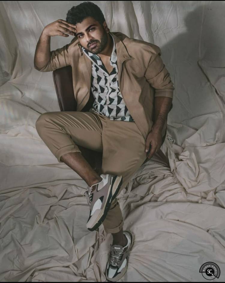 Stylish stills of versatile actor @ImSharwanand from his recent photoshoot.  #Sharwanand 