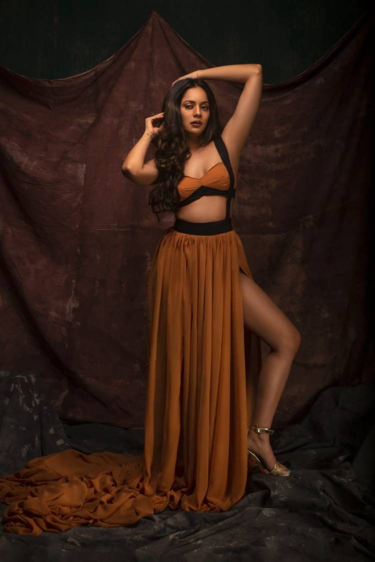 HIGH ON FASHION Photoshoot pics of Actress @aishwaryadutta6  #conceptsbygasudesingersstudio