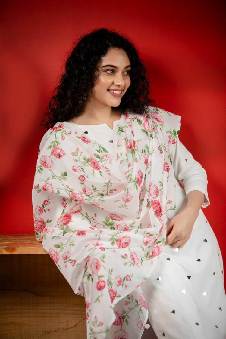 @TheRupaManjari looks gorgeous in the recent photoshoot @DoneChannel1