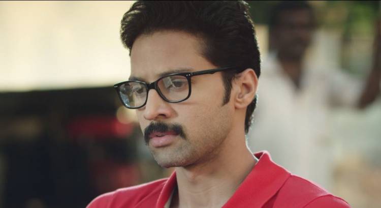 சர்வதேச விருதுகளை வென்ற அக்மார்க் கமர்ஷியல் படம் ‘என் பெயர் ஆனந்தன்’ நவ-27ல் வெளியாகிறது