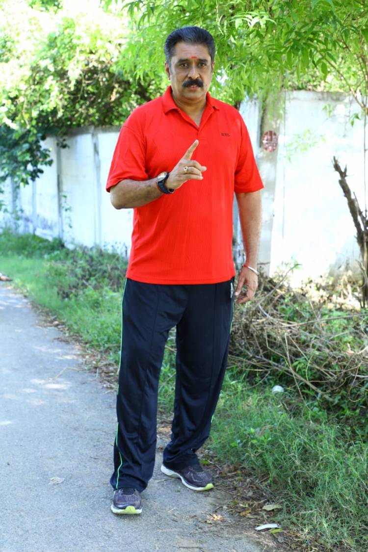  குழந்தைகளுடன் கும்மாளமிடும் நான் கடவுள் ராஜேந்திரன் " தகவி". படத்தில் கல கலப்பு