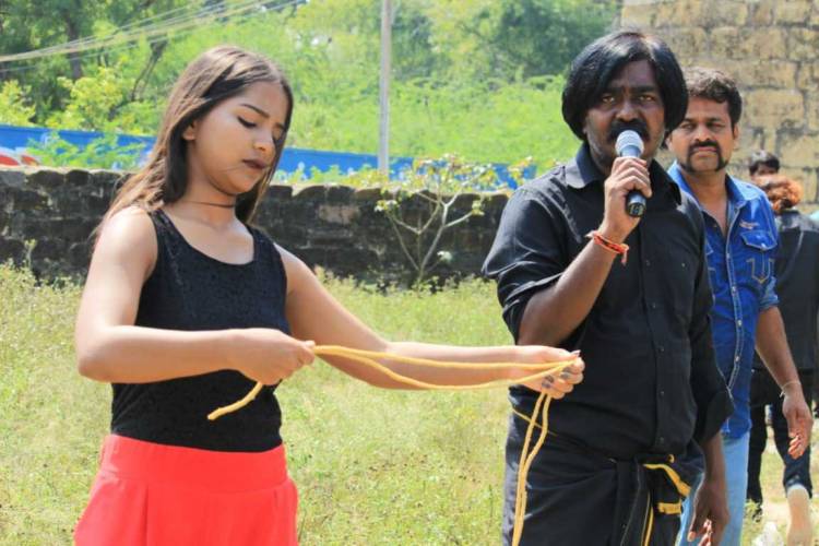 காதலை எதிர்க்கும் மற்றுமொரு படம் தான் " ஆதிக்க வர்க்கம் " பகவதி பாலாவின் பத்தாவது படம்