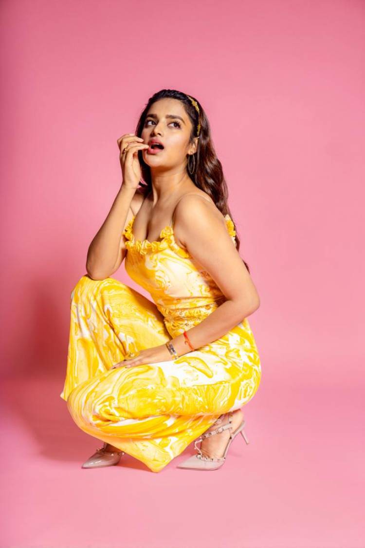 #Bhoomi & #Eeswaran Beauty Pumped up with her new releases #NidhhiAgerwal