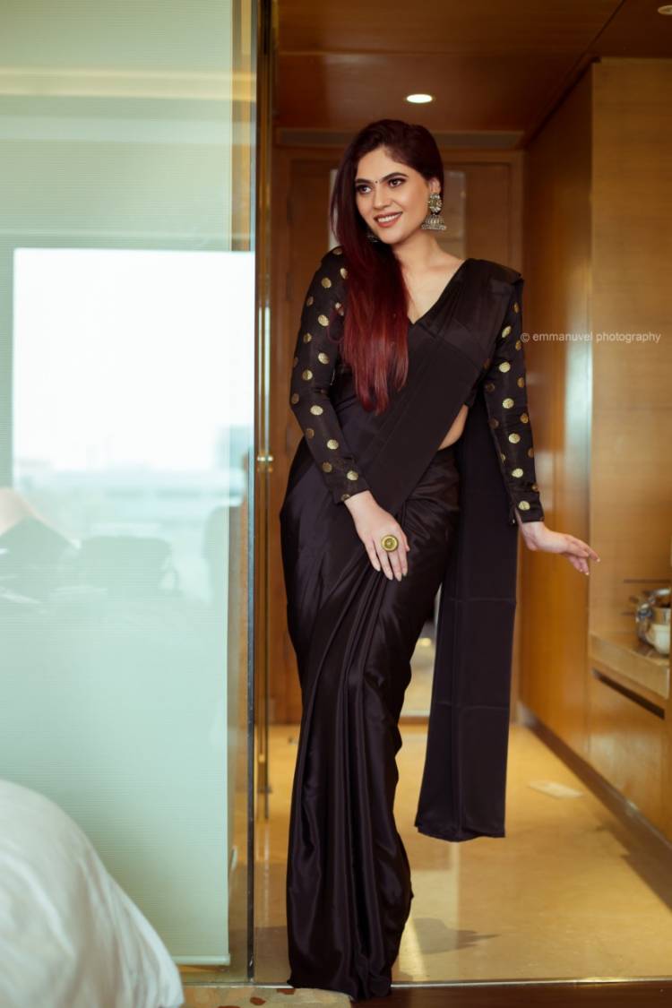 Beautiful Actress #SherinShringar @knowsherin  strikes some stunning poses in this beautiful black outfit.
