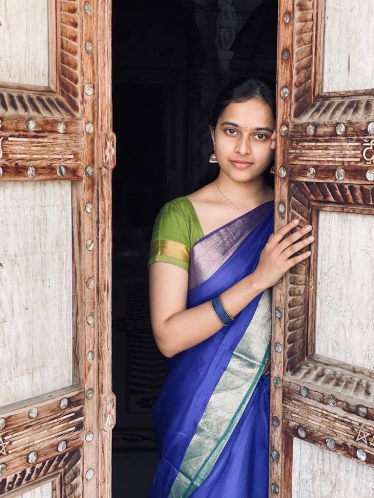 Our Excellent Actress SriDivya To Sign A New Tamil Project, Yet Again With One Of Her Favourite Directors