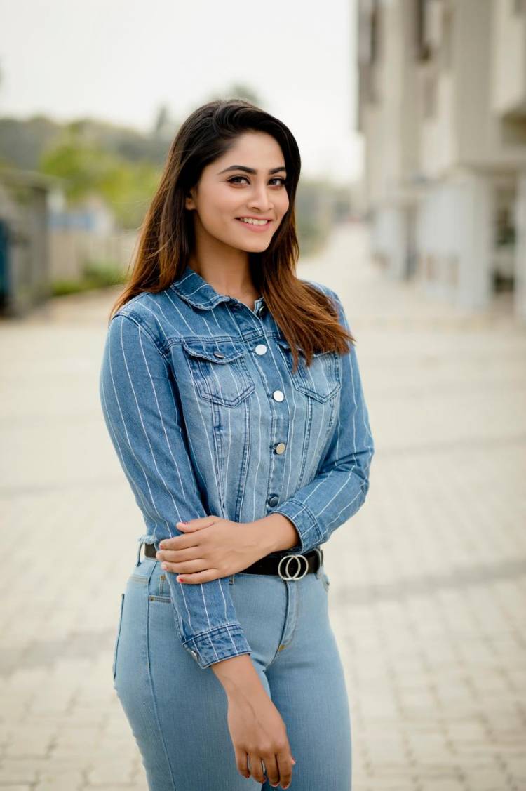 Actress #Shivani looks alluring in the recent photoshoot