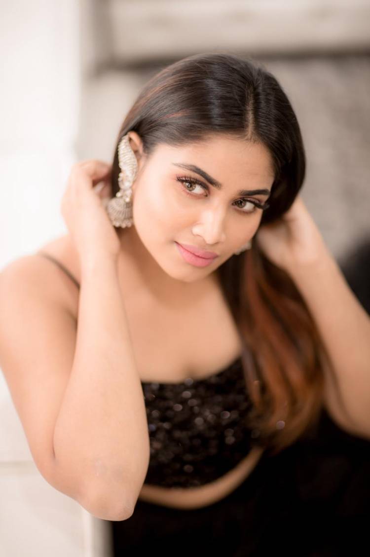 Actress #Shivani looks alluring in the recent photoshoot