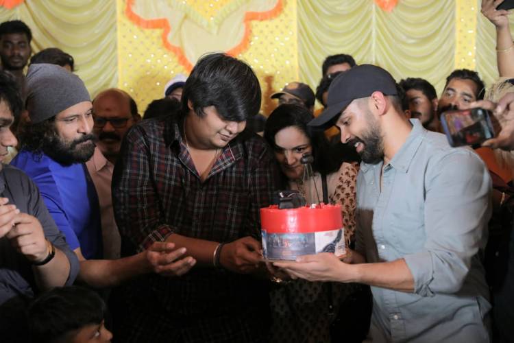 Director @karthiksubbaraj celebrated his birthday in the sets of #Chiyaan60