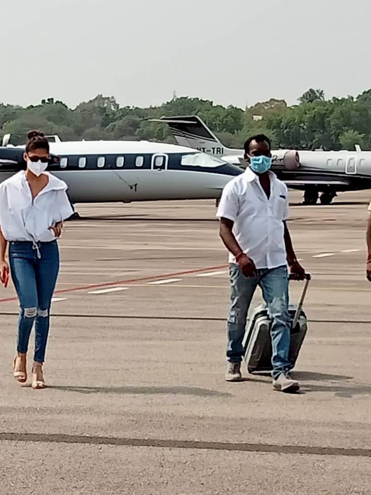Actress Nayanthara landed in Hyderabad for Annaatthe shooting