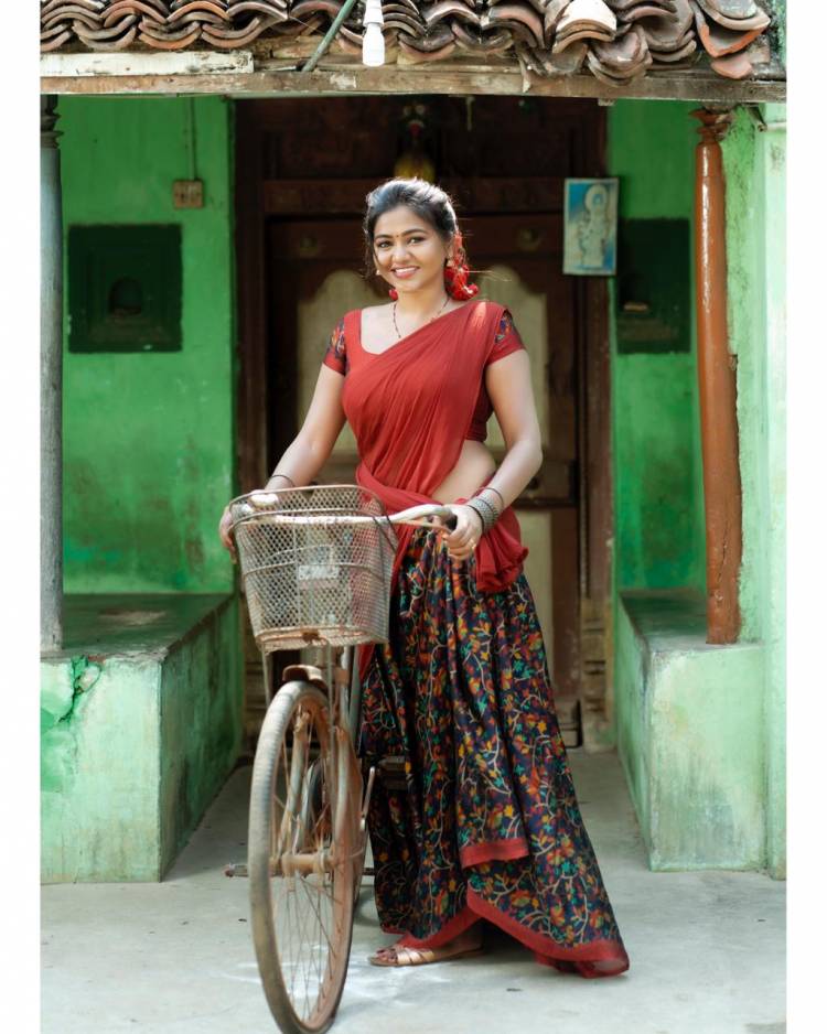 Actress ShaluShamu  latest  photoshoot