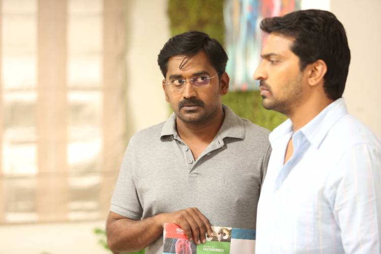 Actor Karunakaran is performing a pivotal role in Radha Mohan's Zee5 Originals "Malaysia to Amnesia".