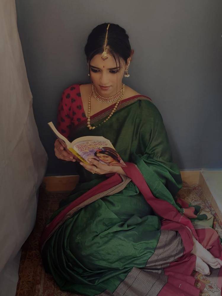 Sometimes classics are the best. #ActressVasundhara in a traditional look.