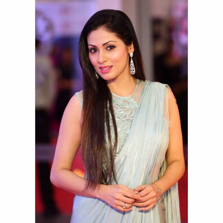Actress #sadha looks ravishingly beautiful in the latest stills