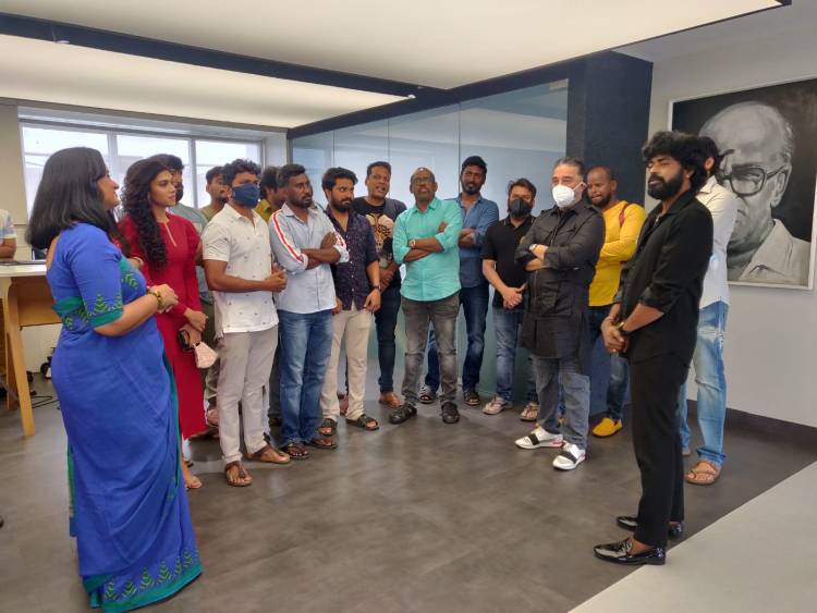 சார்பட்டா படக்குழுவினரை பாராட்டிய உலக நாயகன்.