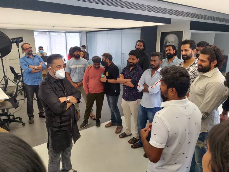 சார்பட்டா படக்குழுவினரை பாராட்டிய உலக நாயகன்.