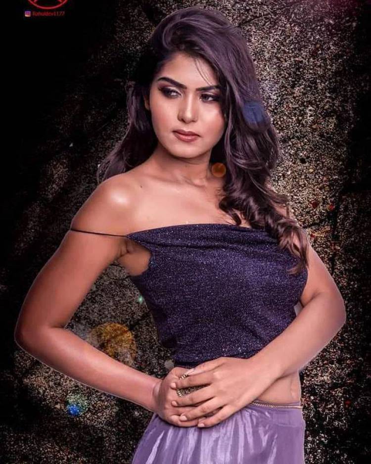 Actress #UpasanaRC Looks Stunning and Her Latest Snaps Show a Beautiful and Stylish Look that Attracts Everyone's Attention!  