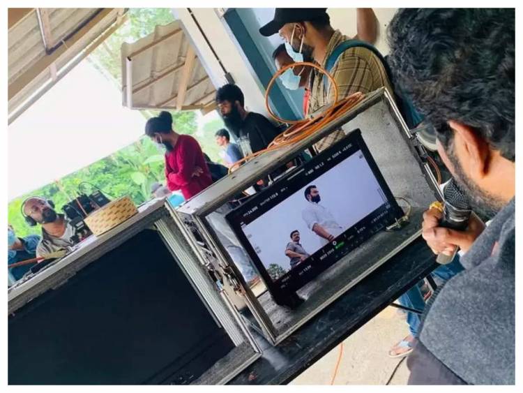 ‘Kaduva’: Shaji Kailas shares a BTS picture from the sets of the film