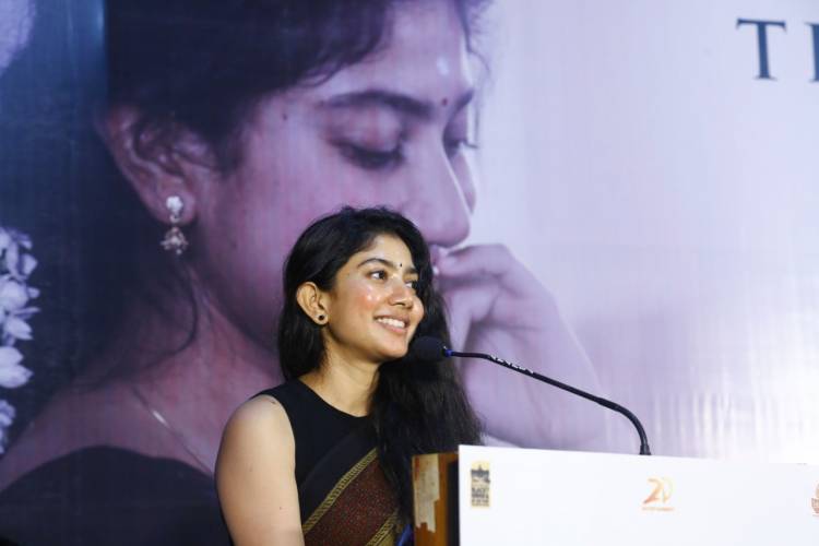 தொழில்நுட்ப கலைஞர்கள் உள்ளிட்ட அனைத்து பணிகளையும் பாராட்டியதற்கு மிக்க நன்றி - சாய் பல்லவி