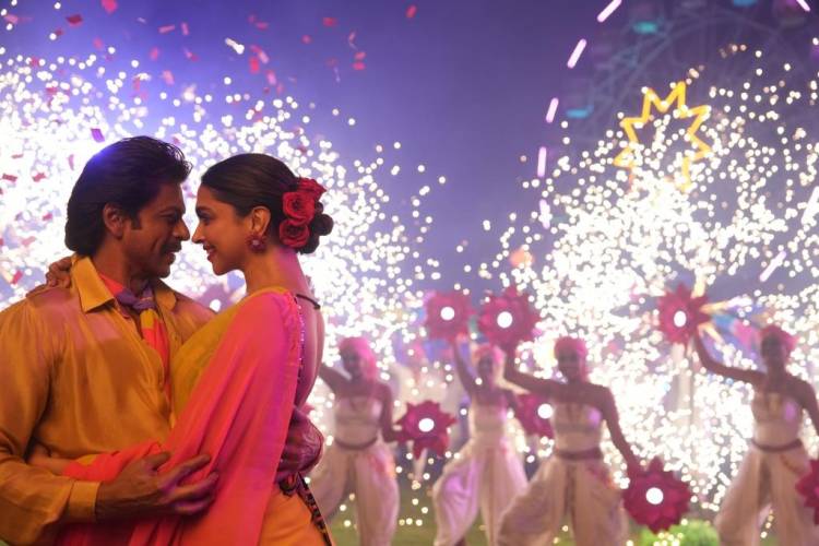 THE MOST LOVED JODI IS HERE! Shah Rukh Khan and Deepika Padukone's ICONIC Chemistry unleashed in Jawan's amazingly colourful love song of the year "Pattasa" Song Video Out Now! The song dropped today celebrating the birthday of director Atlee!
