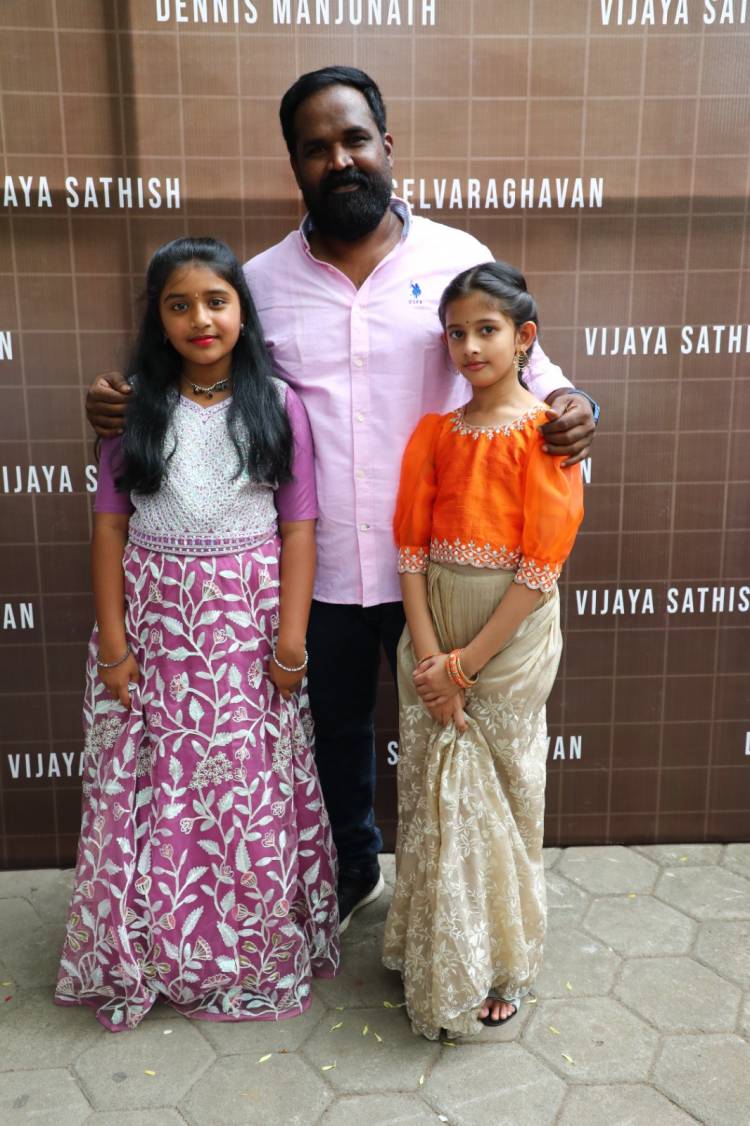 “Vyom Entertainments” நிறுவனம், இயக்குனர் டென்னிஸ் மஞ்சுநாத் இயக்கத்தில்,  செல்வராகவன் நடிப்பில் “Untitled Production No.1” என்ற பெயரில் தனது முதல் படத்தை 2–ஜூலை–2025 அன்று துவக்குகிறது.