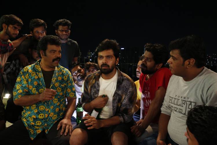  ஸ்வீட்டி நாட்டி கிரேசி "  பிப்ரவரி 13 ஆம் தேதி திரையரங்குகளில் வெளியாகிறது.