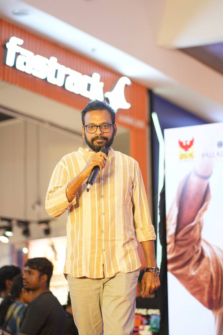 ரசிகர்களை நேரில் சந்தித்த “மை லார்ட்” படக்குழு