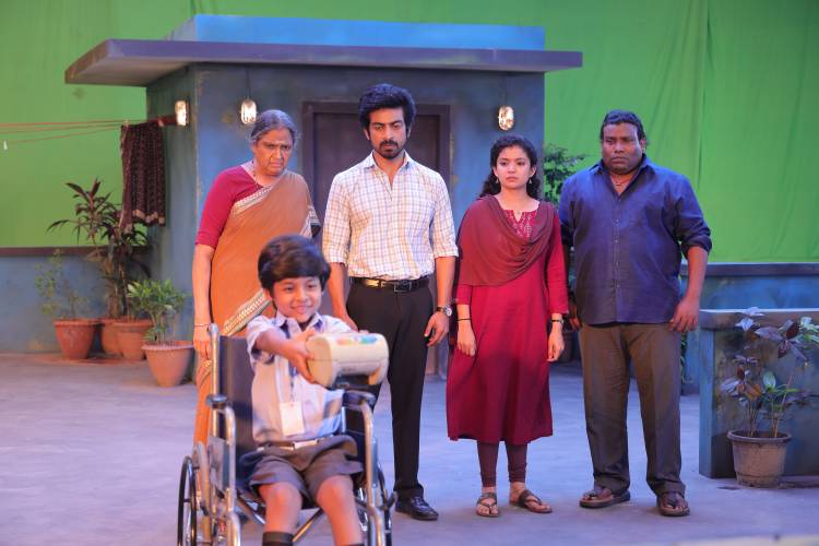 எதிர்பார்ப்பை எகிறவைத்த “கான் சிட்டி”… டிஜிட்டல் உரிமையை கைப்பற்றிய நெட்பிளிக்ஸ் !