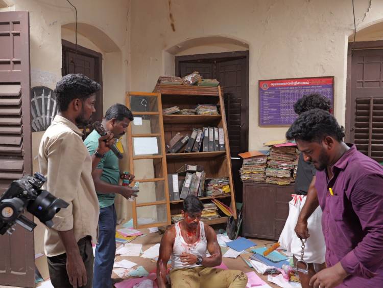Filmmaker-Turned Actor Balaji Sakthivel Plays a ‘Powerfully Layered’ Protagonist in Intriguing Pilot Film OFF THE RECORD