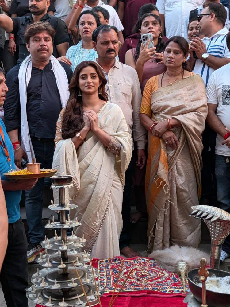 Sanchita Basu Performs Ganga Aarti in Patna, Prays for the Success of Thukra Ke Mera Pyaar Season 2